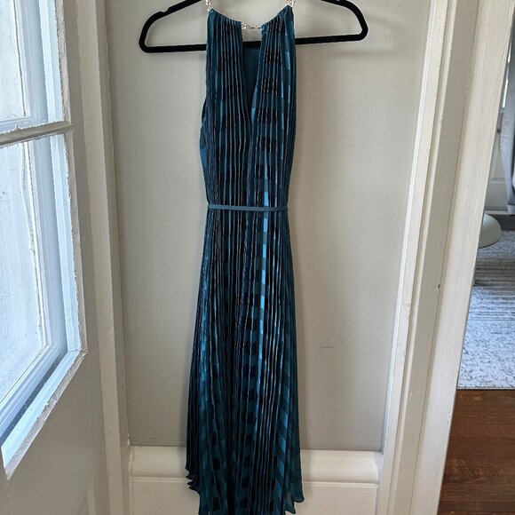 Ted Baker SASSKI Pleated maxi dress - NWOT - Picture 2 of 5